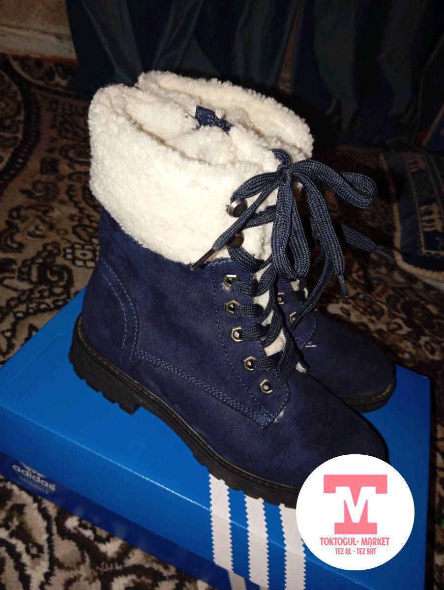 сатылат Бир жолу кийилген 5000 минге алгам 2000 берем 37-размер баасын суйлошобуз