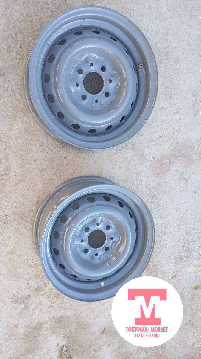 жигулиге 13тук диска сатылат 
2штук бар
