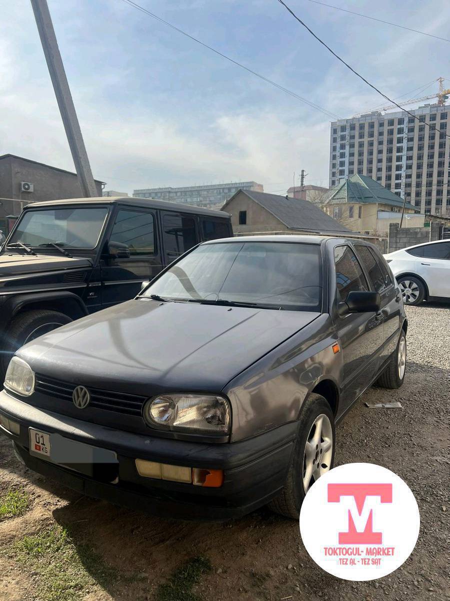 фольксваген гольф 3, абалы озунун жылына абдан жакшы, жасоочу жери жок, кузов краска озунуку, сузулгон экинчи ирет сырдалган жана чириген жери жок, баасы "255 000" соодалашуу жолу бар! .