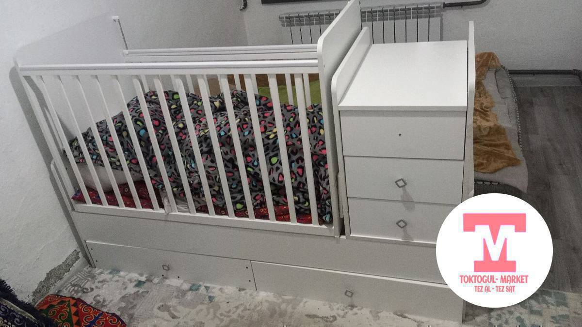 жакшы абалда манеж сатылат келишим турдо спальный дагы бар жакшы абалда