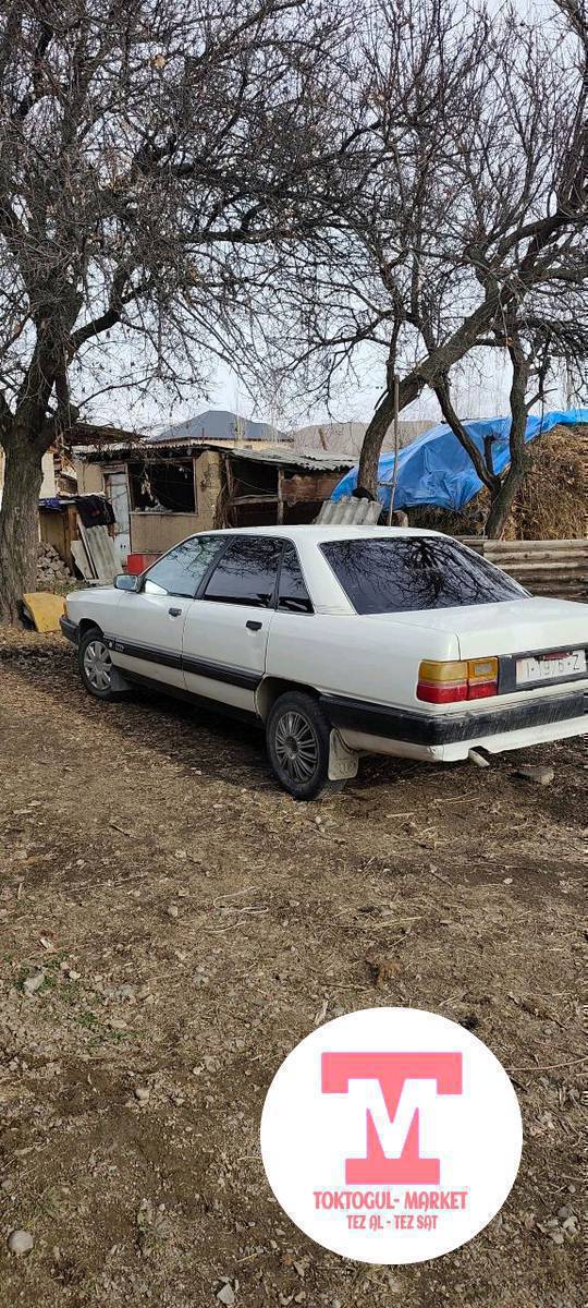 Ауди 100 перехотка, об 2 . карбюратор, баасы 135 миң малга алмашуу жолдору бар. Жазайтурган жери жок только айдаш керек..