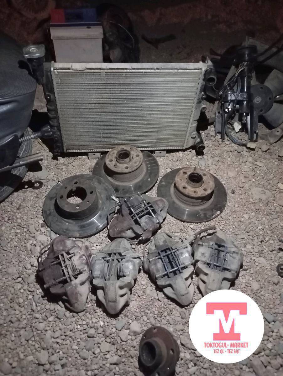 жигулиге тетиктер сатылат 
инжектирге