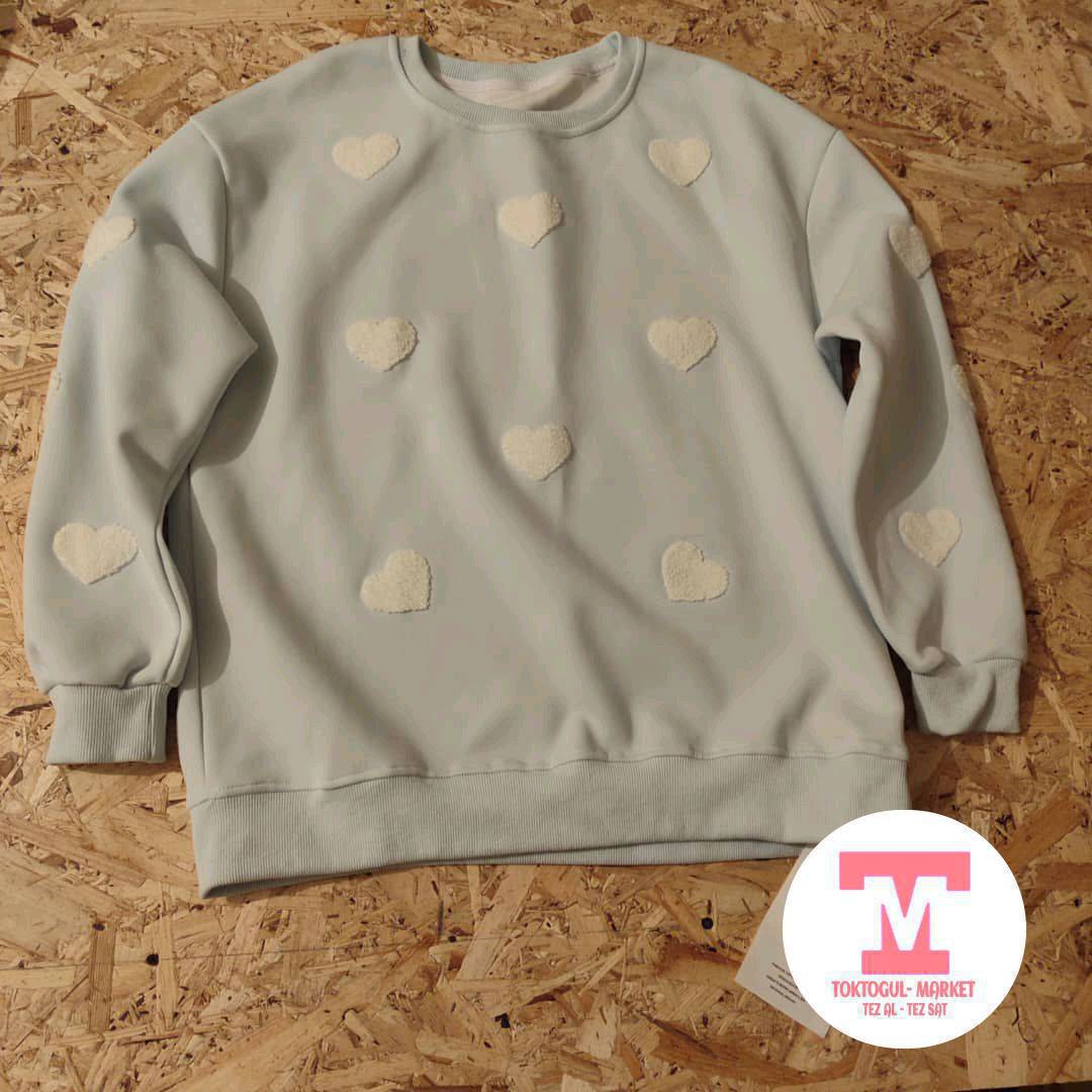 Толстовка 500 стандарт чон кыздарга
Халат 1050 Халат 52 размер
экотен жабжаны бойдон