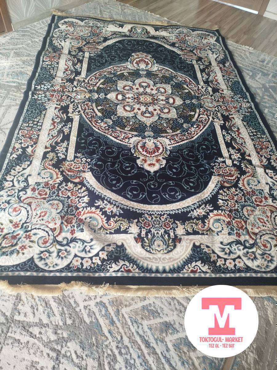 жаны глем сатылат 
бизге размери туура келбей калганына байланыштуу сатып жатабыз
размери 2 ге 3
баасы 3800 арзандатып беребиз