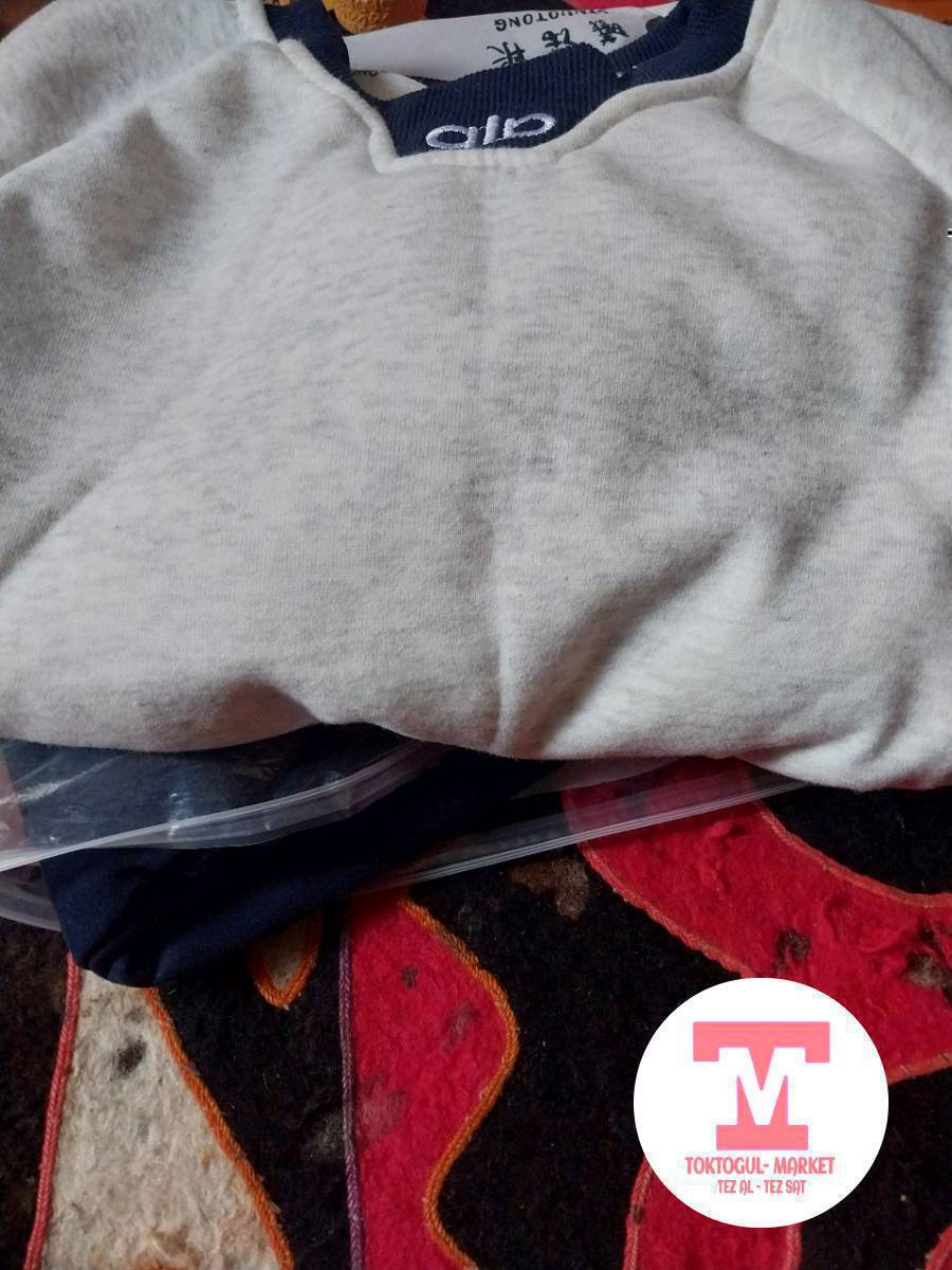 ушул двойкалар сатылат жана падаркага суроттогулор сатылат