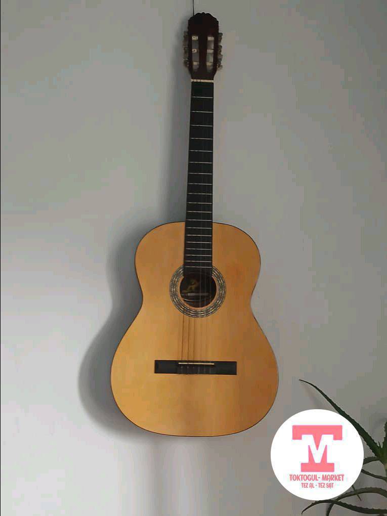 гитара 🎸 сатылат