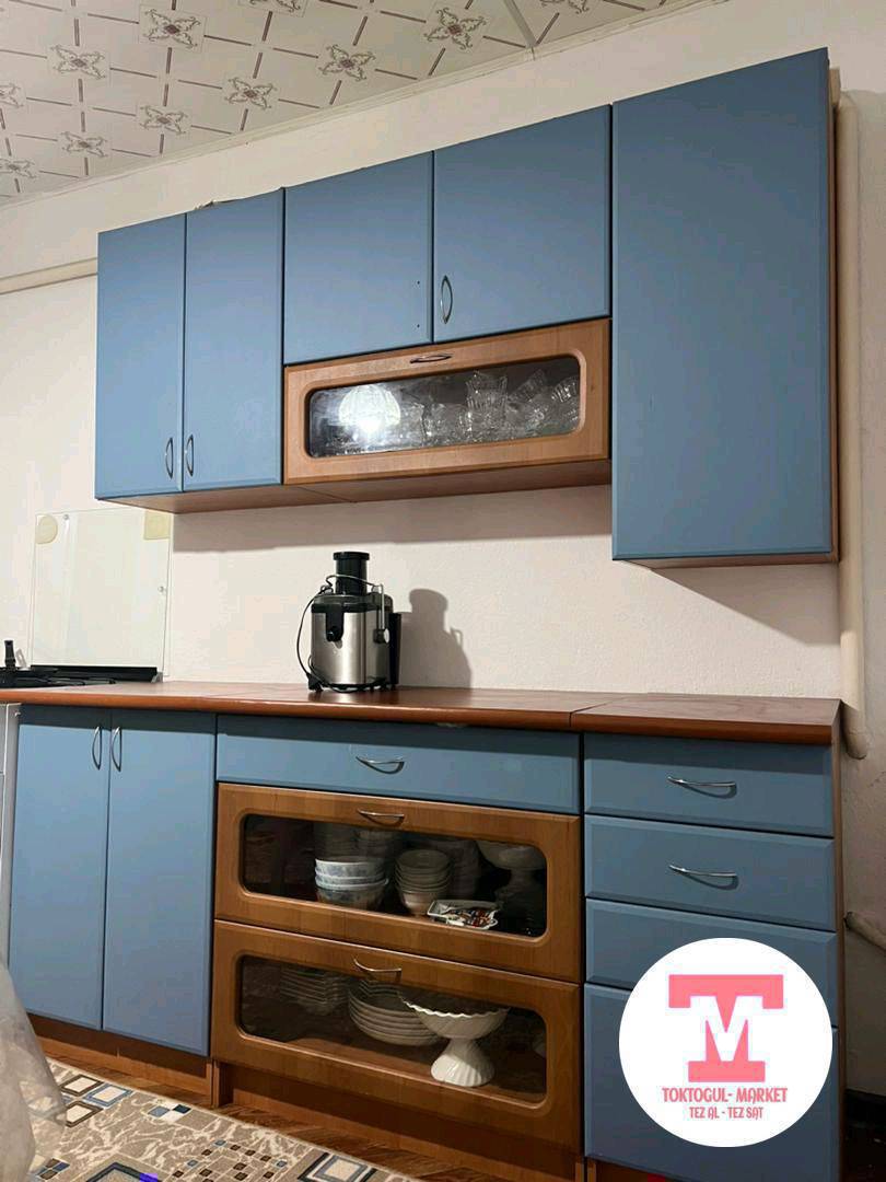 срочно кухня сатылат баасы келишим турдо.