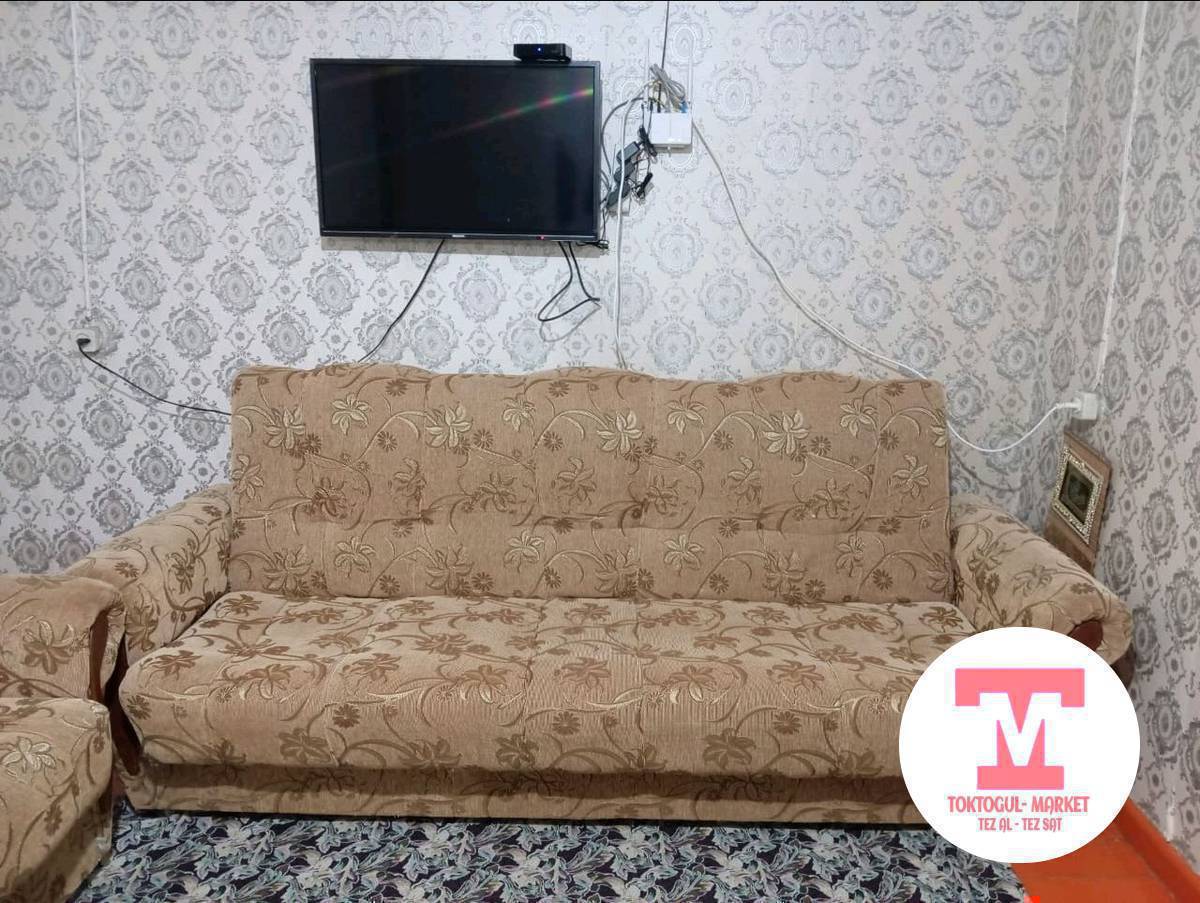 4 мягкий мебель (диван) сатылат абалы эң жакшы