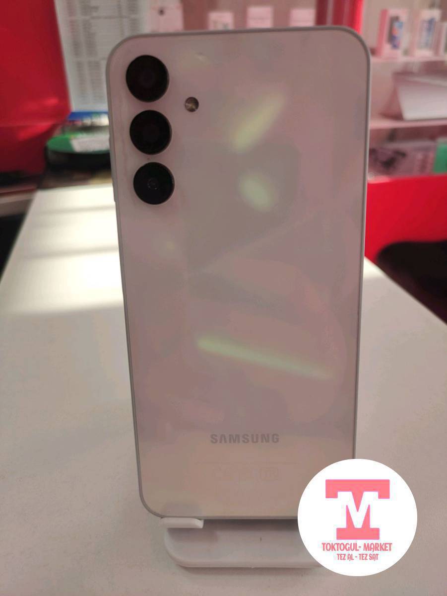 ТОКТОГУЛ МАРКЕТ дүкөнүндө Б/У телефондор бар арзан баады гарантиясы менен келип коруп тандап алып кетиниздер.