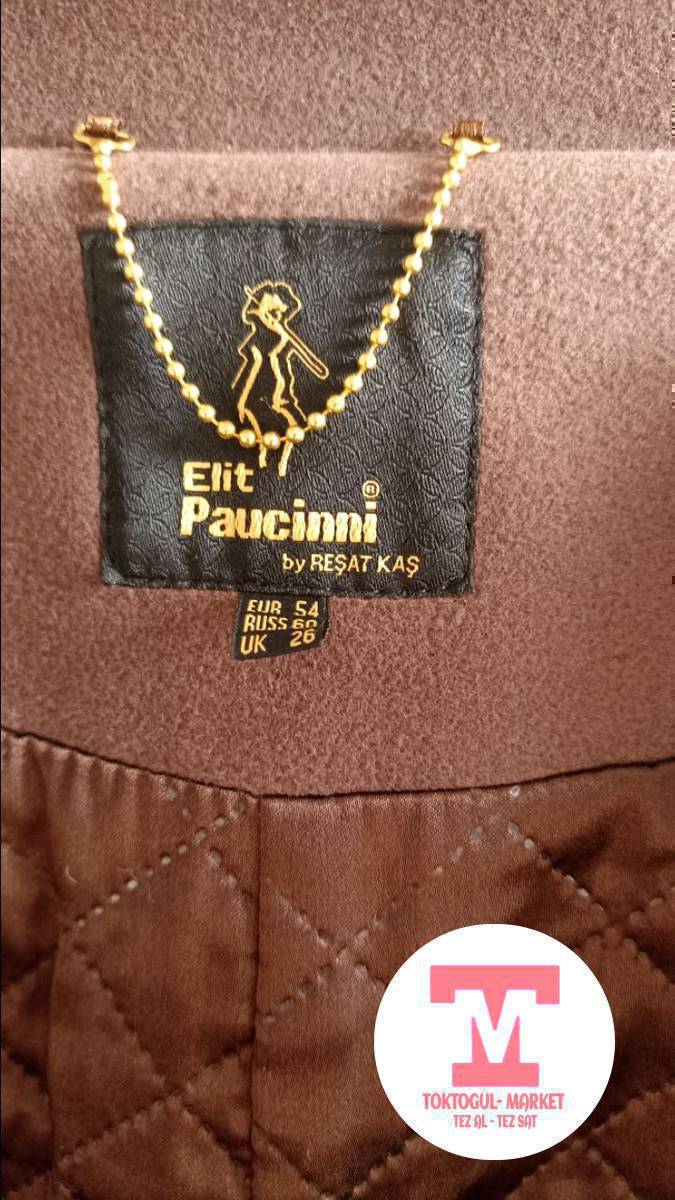 Ушул пальто сатылат 8 минге алгам 4 минге берем разм 54 56