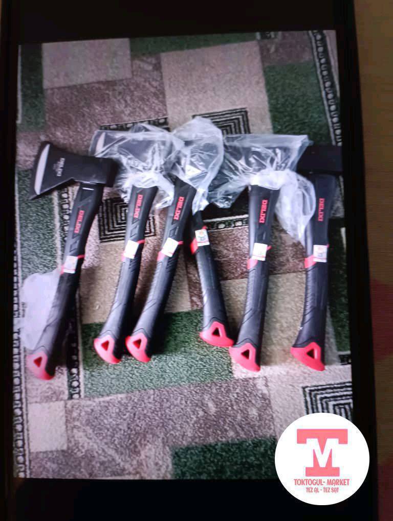 Арматураны жыгачтай кескен, мизи майтарылбаган стальной балталар сатылат.Чондугу боюнча 3 турлуу.
Чону: 1300
Ортончусу: 1200
Кичинеси: 1000
0704 58 58 07 ушул телефонго кайрылгыла.