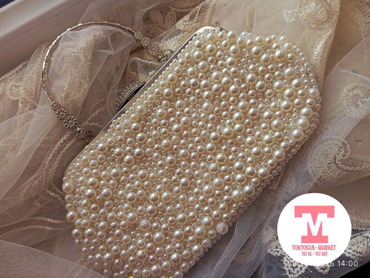 саламатсыздарбы ушул эки сумка сатылат бисер менен жасалганы колдонулган эмес  жаңы ручная работа . баалары келишим баада