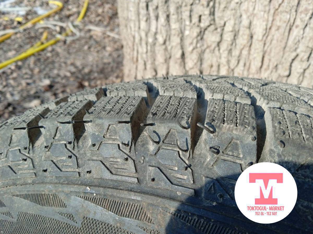 Жаны (масло ) машинага тагыла элек , донголок сатылат.175 70 _13 размердеги.Баасы : 3000 м.сом,1 штугу. Токтогулда._