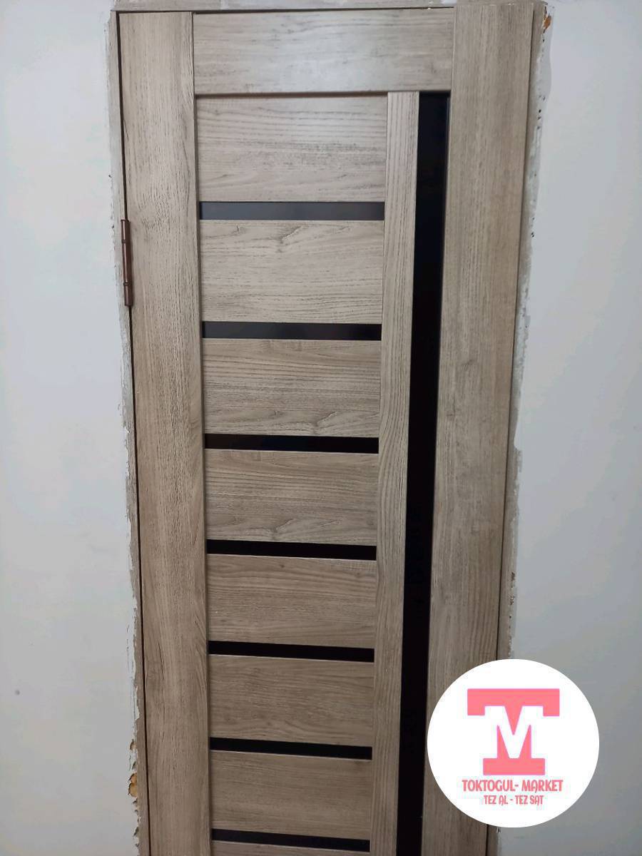 ушул суротогу бир жаны эки б/у эшиктер сатылат 9000сом учо
эки 90 см бир 60см