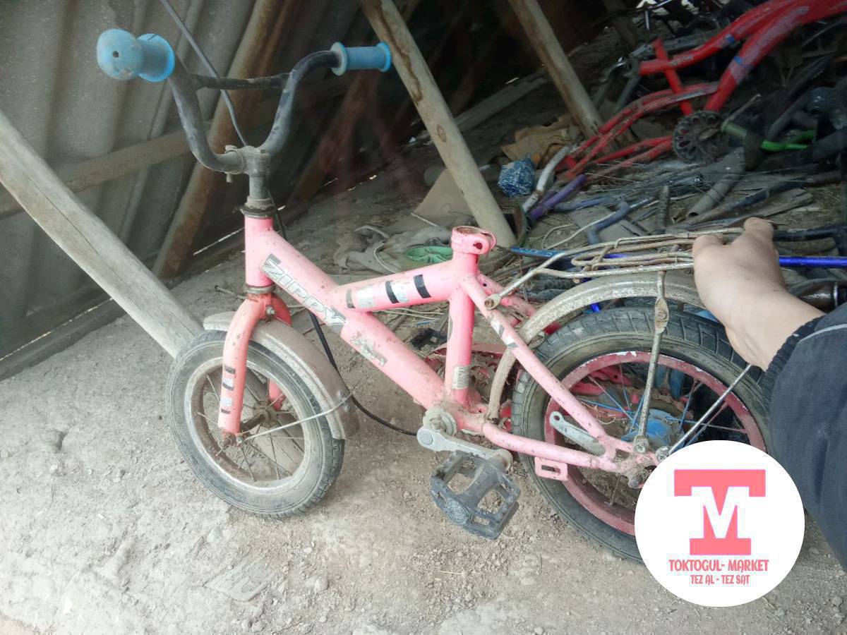 12 размер
500 сом