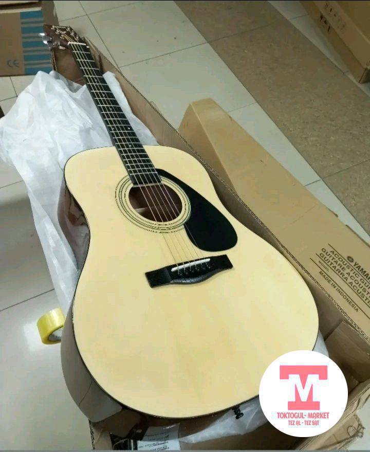 Ушул гитара 🎸сатылат Яамаха Эреф 600 Идеально крч шашылыш 8000