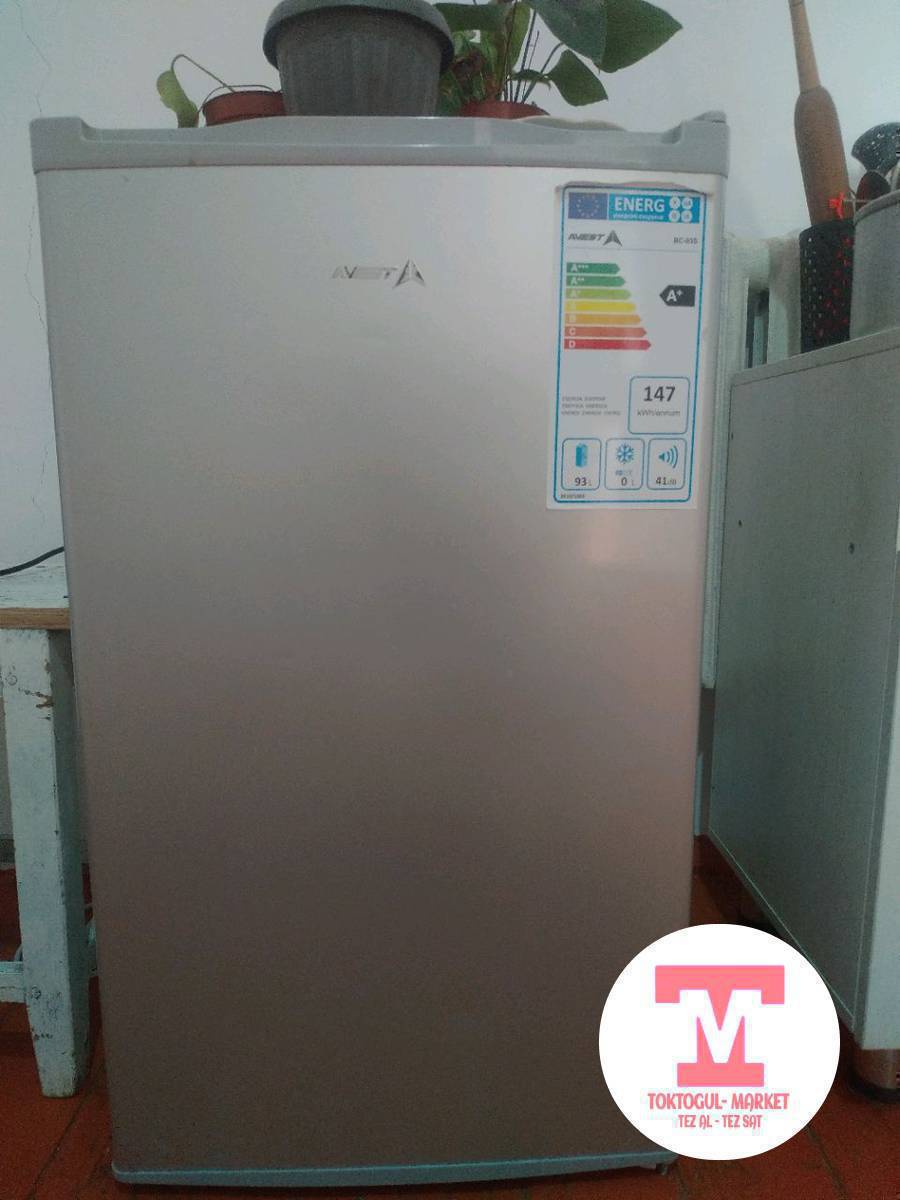 СРОЧНО! Ушул тургандар сатылат. 
Холодильник, обогреватель.