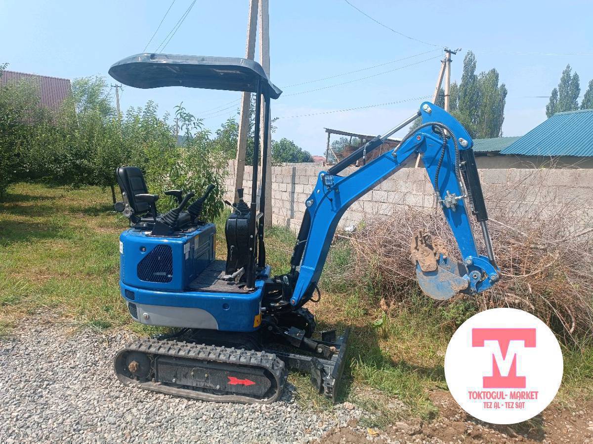 Мини экскаватор менен уй ичиндеги траншейлерди фундамент ордун казабыз
