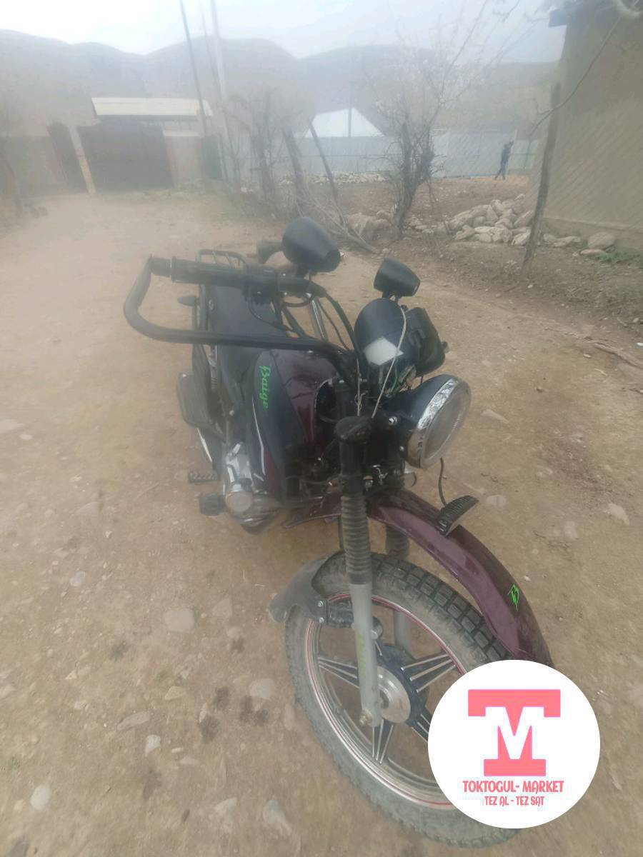 Bayge мотоцикл сатылат 2024жылкы 4-ай тебилди опкаткадан чыккан
Баасы:70,000тушуп берем