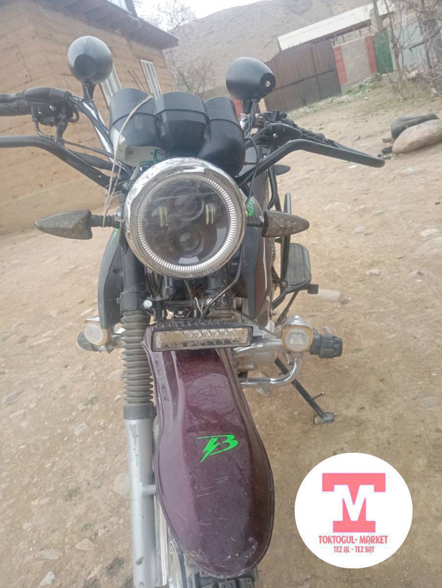 Мото сатылат баасы 70.000 обмен бар малга