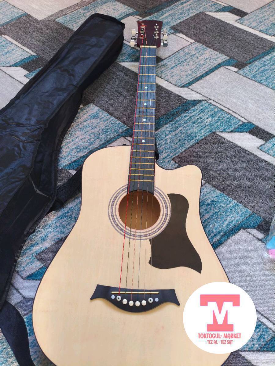 гитара сатылат абалы жакшы жаңы 
срочно сатылат 3500