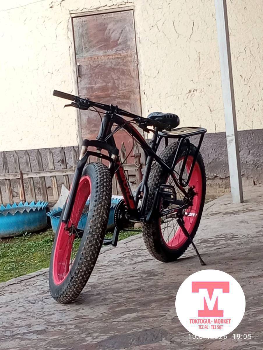 срочно сатылат же алмашам  баасы 13000 сом