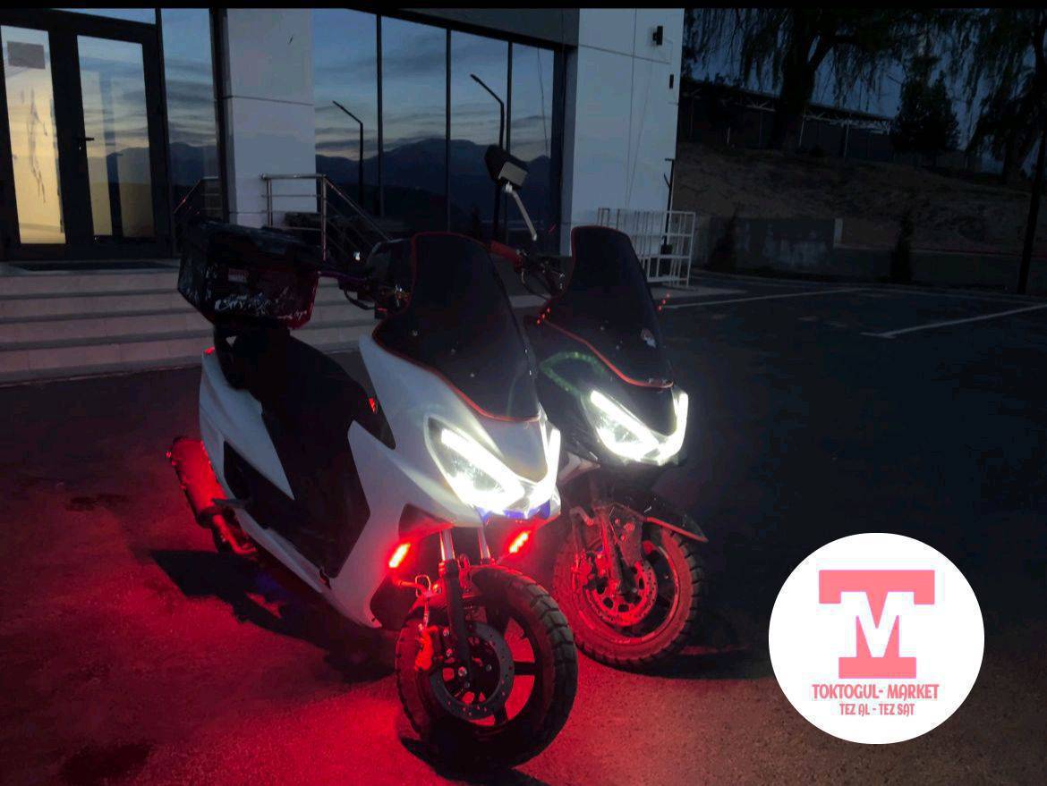 Макси сатылат Состояние идеал касягы жок адрес токтогул 55000 суйлошу жолу бар