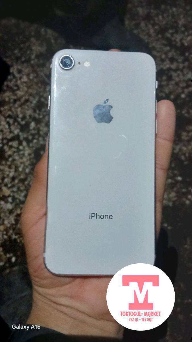 Айфон 8 
память:256гб
акб:100
цена:8500сом
царапина бар бирок абалы аябай жакшы