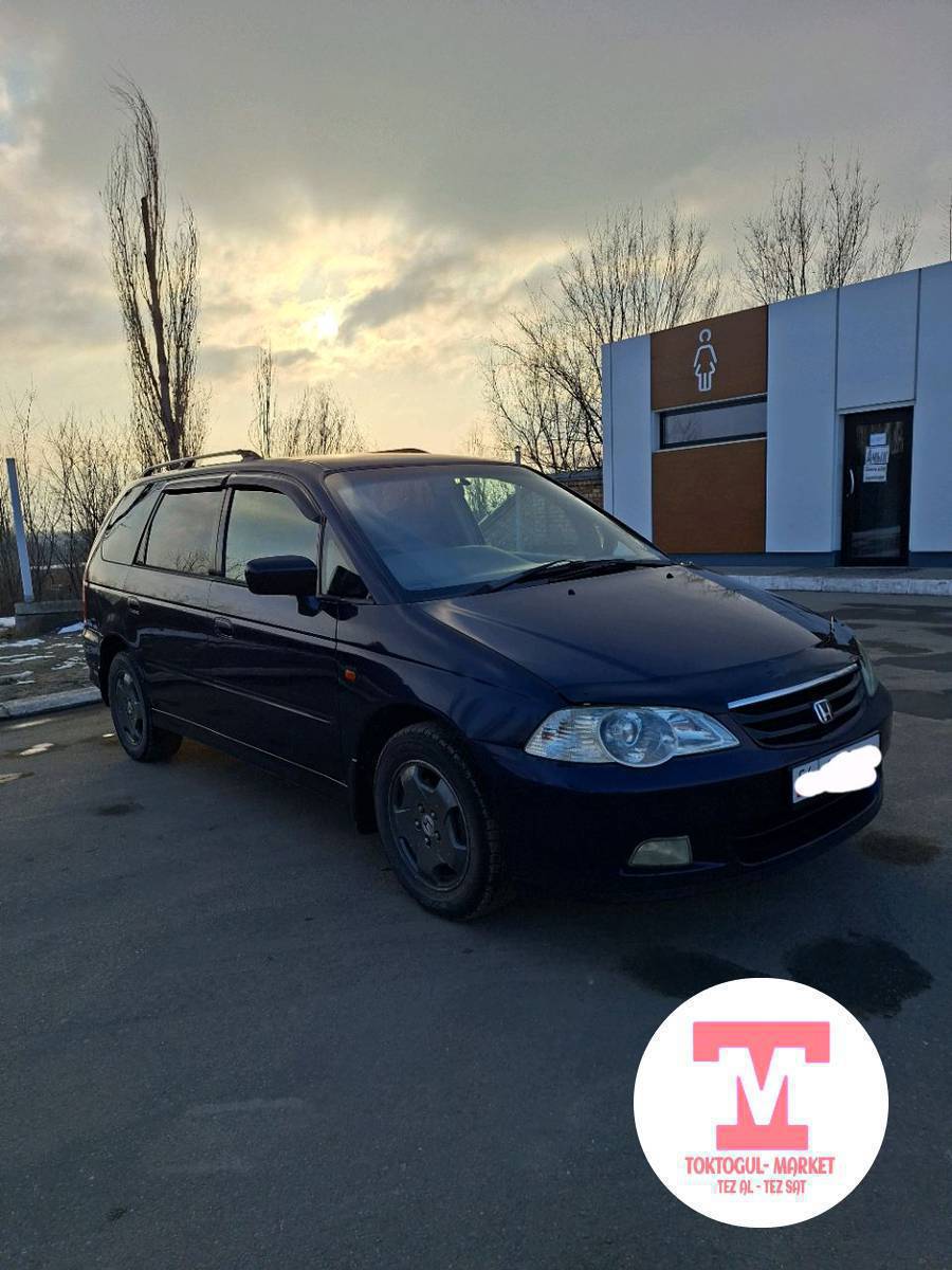 баасы 520000
жылы 2001
обьем 2.3
