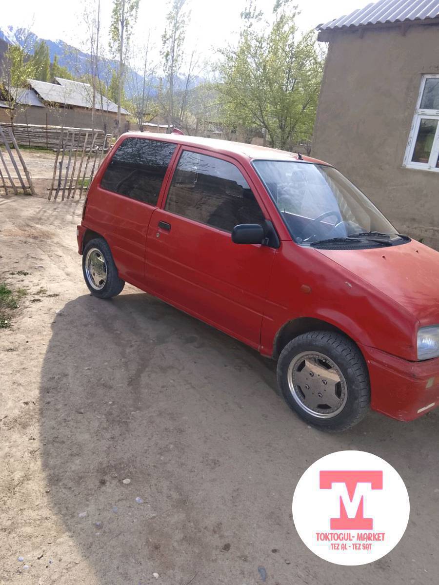 Дайахатсу сатылат срочна 1992 абёму 0.8 техничиский жакшы Бут иштейт 4 окшош титан манитор буфер баасы 100 мин Кеми бар